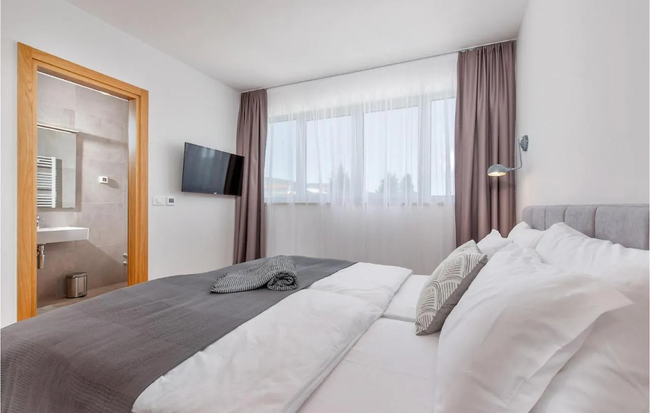 Villa Activia Sveti Filip i Jakov 0*,