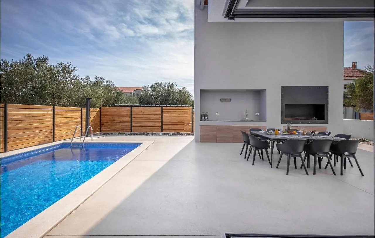 Villa Activia Sveti Filip i Jakov